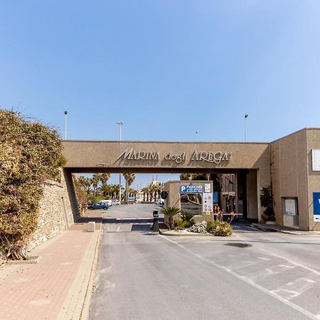 Aregai Marina Exclusive Seaside Apartments سانتو ستيفانو أل ماري المظهر الخارجي الصورة
