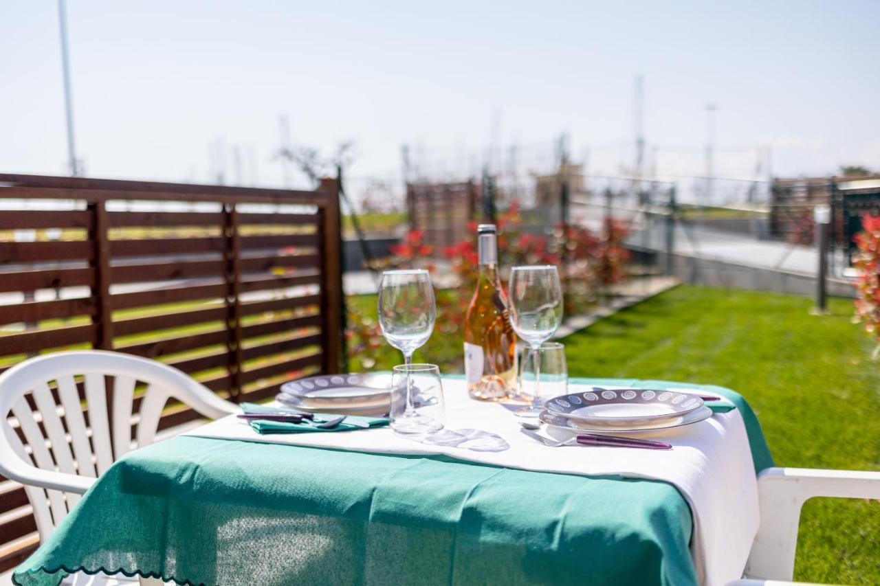 Aregai Marina Exclusive Seaside Apartments سانتو ستيفانو أل ماري المظهر الخارجي الصورة