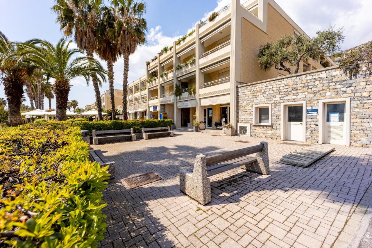 Aregai Marina Exclusive Seaside Apartments سانتو ستيفانو أل ماري المظهر الخارجي الصورة