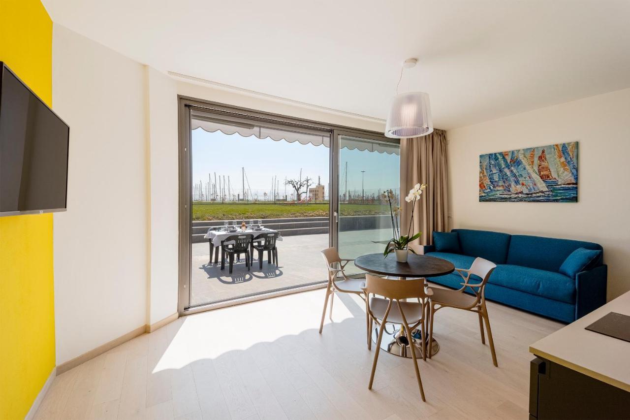 Aregai Marina Exclusive Seaside Apartments سانتو ستيفانو أل ماري المظهر الخارجي الصورة