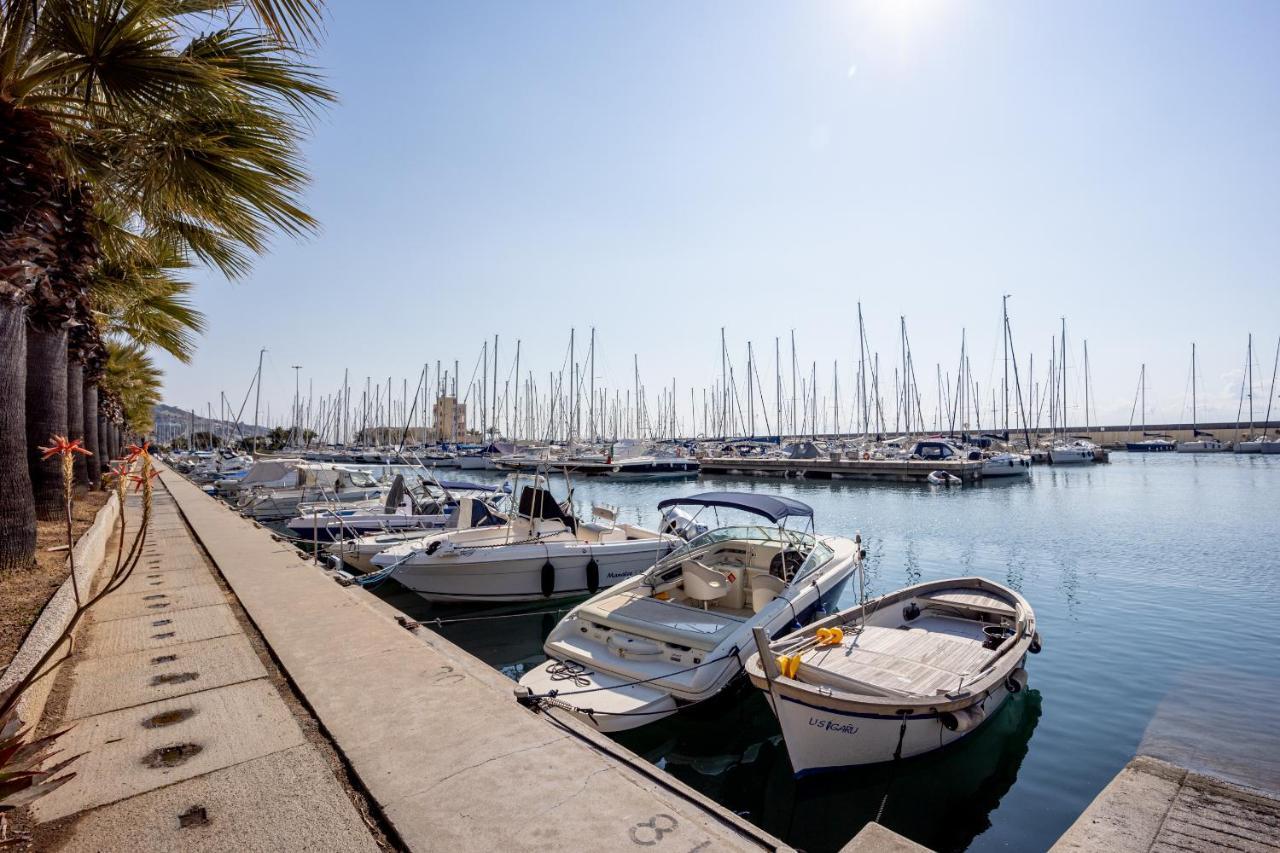 Aregai Marina Exclusive Seaside Apartments سانتو ستيفانو أل ماري المظهر الخارجي الصورة